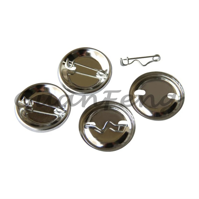 Kit di Distintivi Rotondi in M - Button Badge Blank recensione e prezzo