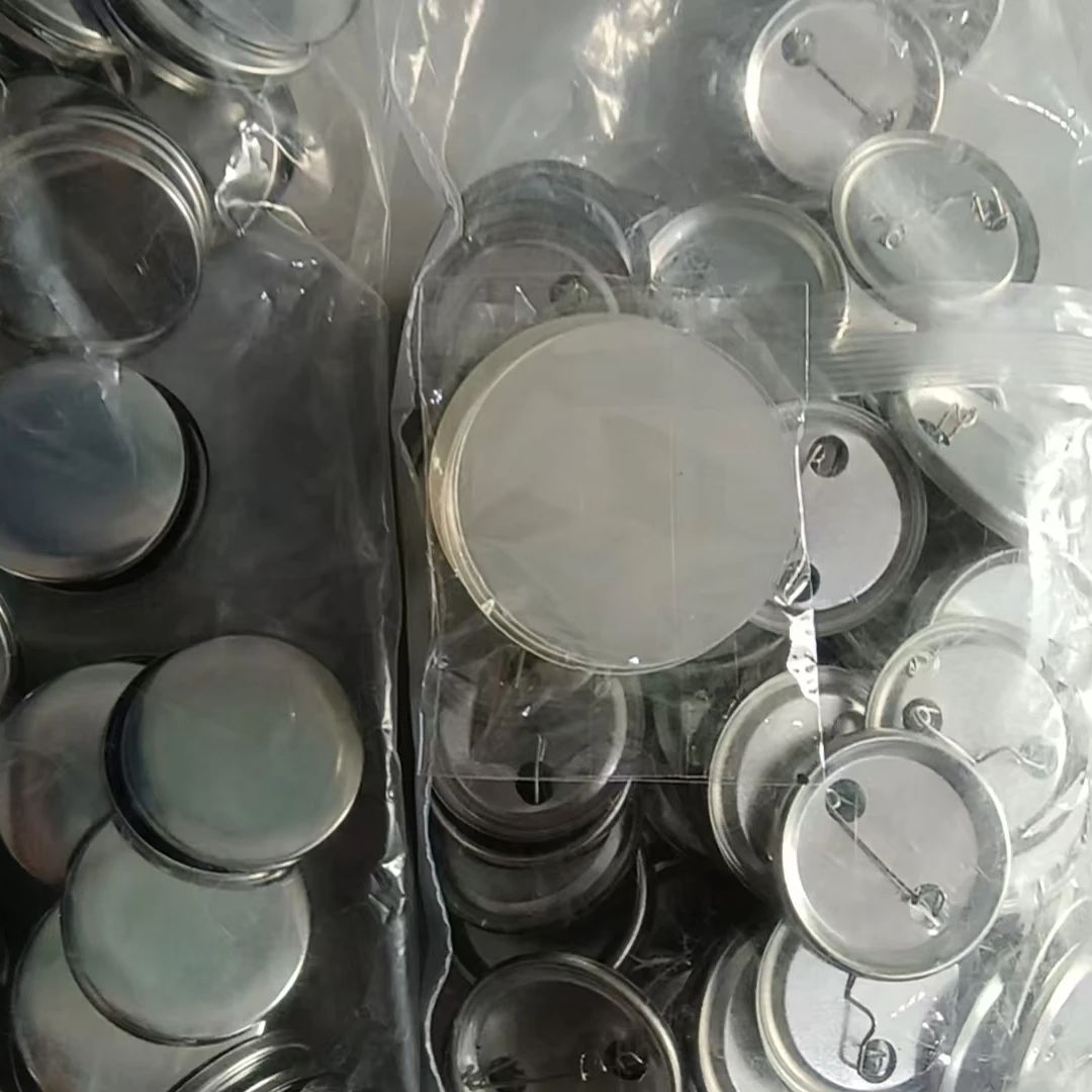 500 pezzi di badge in metallo  - Button Badge Blank recensione e prezzo